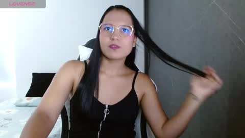 Snapshot of candy_rosemaryy chatting on April 2026 07:22:01 PM Candy online show from April 2026 07:22:01 PM