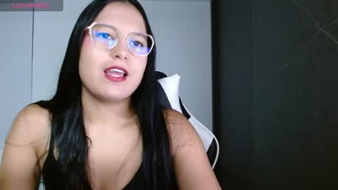 Snapshot of candy_rosemaryy chatting on April 2026 01:08:01 AM Candy online show from April 2026 01:08:01 AM