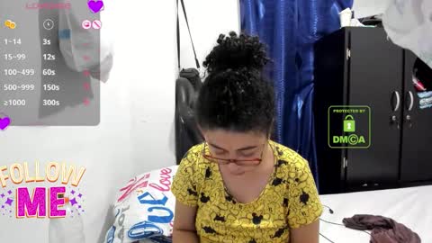 Snapshot of candy_val chatting on January 2026 07:21:01 AM candy_val online show from January 2026 07:21:01 AM