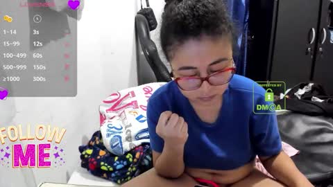 Snapshot of candy_val chatting on January 2026 06:27:01 AM candy_val online show from January 2026 06:27:01 AM