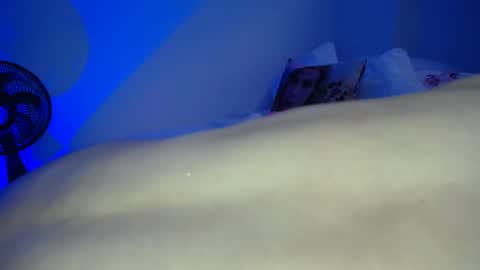 Candy Dowson online show from April 2026 09:20:01 PM