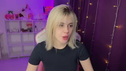 You can call me HH online show from December 2025 05:44:02 PM