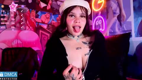 Snapshot of candykane06 chatting on November 2025 01:36:01 AM Candy online show from November 2025 01:36:01 AM