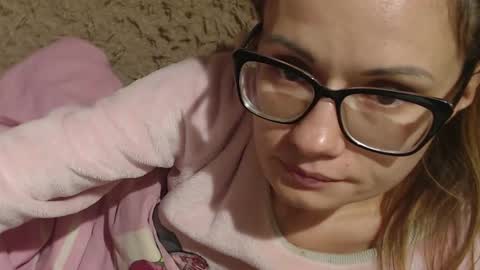 Snapshot of candylady136 chatting on December 2024 12:52:01 AM say meow and send tip online show from December 2024 12:52:01 AM