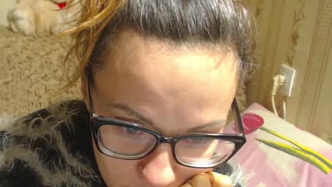 Snapshot of candylady136 chatting on December 2024 11:54:02 AM say meow and send tip online show from December 2024 11:54:02 AM