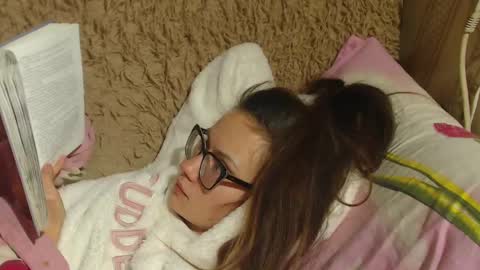 Snapshot of candylady136 chatting on December 2024 02:02:02 AM say meow and send tip online show from December 2024 02:02:02 AM