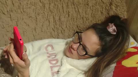 Snapshot of candylady136 chatting on January 2025 01:28:02 AM say meow and send tip online show from January 2025 01:28:02 AM