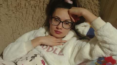 Snapshot of candylady136 chatting on February 2025 01:22:01 AM say meow and send tip online show from February 2025 01:22:01 AM