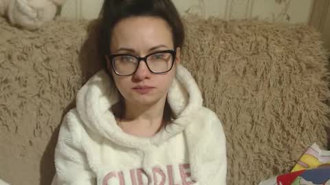 Snapshot of candylady136 chatting on February 2025 12:57:02 PM say meow and send tip online show from February 2025 12:57:02 PM