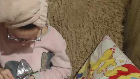 Snapshot of candylady136 chatting on February 2025 08:31:01 PM say meow and send tip online show from February 2025 08:31:01 PM