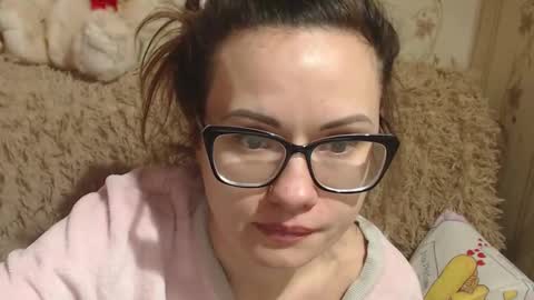 Snapshot of candylady136 chatting on February 2025 10:59:01 AM say meow and send tip online show from February 2025 10:59:01 AM