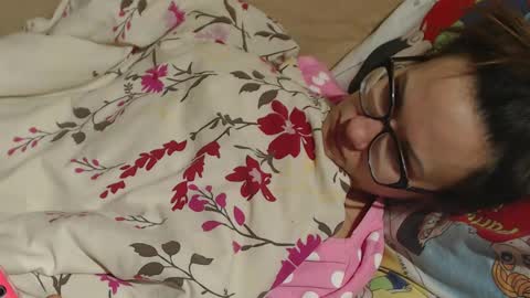 Snapshot of candylady136 chatting on March 2025 01:45:02 AM say meow and send tip online show from March 2025 01:45:02 AM