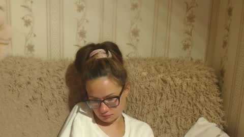 Snapshot of candylady136 chatting on September 2025 08:59:02 AM say meow and send tip online show from September 2025 08:59:02 AM