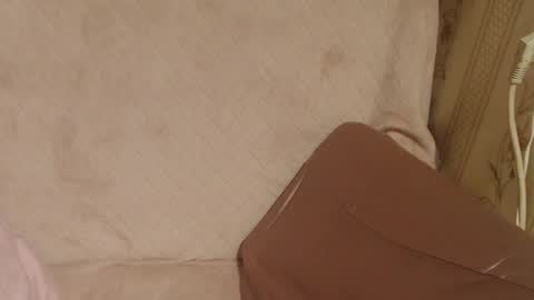 Snapshot of candylady136 chatting on September 2025 12:59:02 AM say meow and send tip online show from September 2025 12:59:02 AM