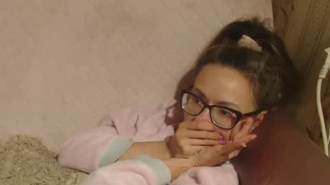 Snapshot of candylady136 chatting on October 2025 11:00:02 AM say meow and send tip online show from October 2025 11:00:02 AM