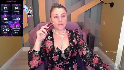 Snapshot of candylons chatting on November 2025 06:23:02 AM CandyLons online show from November 2025 06:23:02 AM