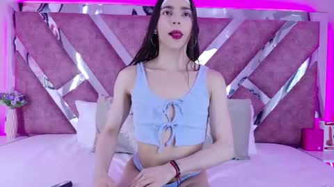 Snapshot of candyluxury_ chatting on August 2026 11:45:01 AM candyluxury_ online show from August 2026 11:45:01 AM