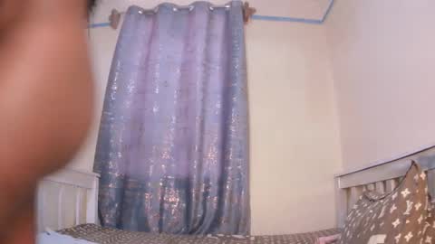 Snapshot of candymia3 chatting on February 2025 07:18:02 AM Candice online show from February 2025 07:18:02 AM