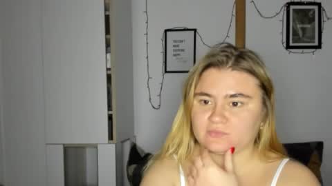 candymilas online show from December 2024 03:15:01 AM