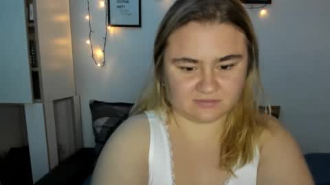 candymilas online show from December 2024 04:10:02 AM