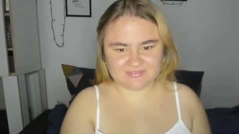 candymilas online show from December 2024 01:58:01 AM