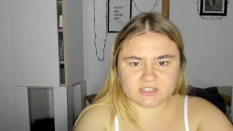 candymilas online show from December 2024 01:29:01 AM