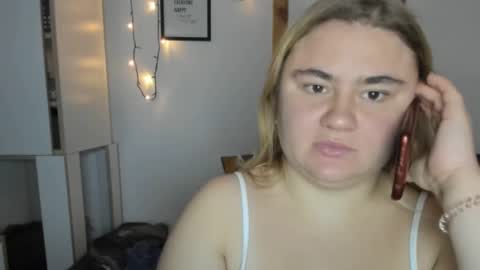 candymilas online show from December 2024 07:10:01 PM