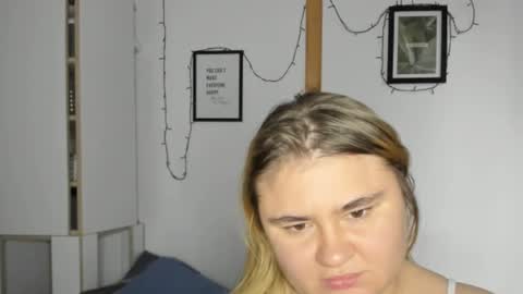 candymilas online show from December 2024 11:28:01 AM