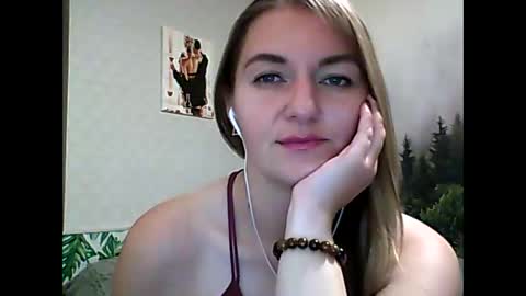 Daisy online show from October 2025 08:40:02 PM