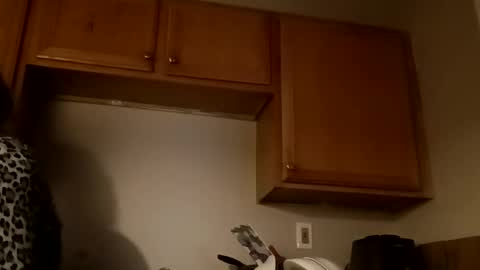 candyredxo2024 online show from October 2025 07:24:02 PM