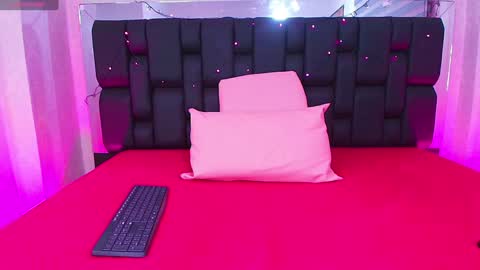 Aura  online show from January 2025 11:56:02 AM