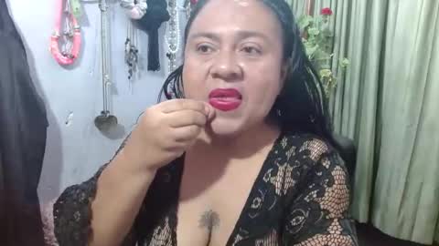 CanelaCollins online show from December 2025 04:39:02 AM