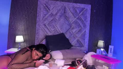 GABRIELA LOPEZ online show from December 2025 04:08:01 AM