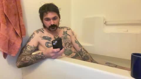 Snapshot of cantleavethehouse chatting on January 2025 02:04:01 AM cantleavethehouse online show from January 2025 02:04:01 AM