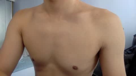 Snapshot of caobicao chatting on January 2025 04:27:01 PM contrast moe online show from January 2025 04:27:01 PM