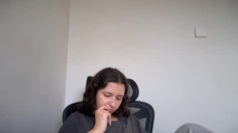 Snapshot of cappuccinokiss chatting on October 2025 07:38:02 AM Emma online show from October 2025 07:38:02 AM