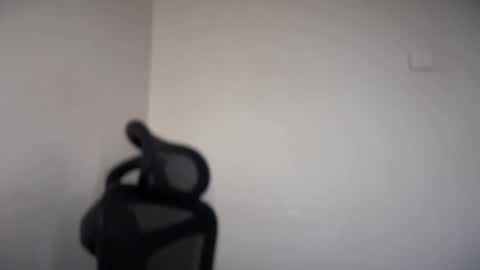 Snapshot of cappuccinokiss chatting on December 2025 06:43:02 AM Emma online show from December 2025 06:43:02 AM