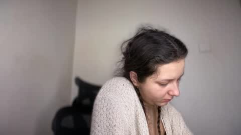 Emma online show from March 2026 04:35:01 AM