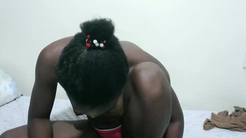 capril_sexy online show from March 2026 06:19:02 PM