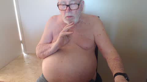 Snapshot of capt5105 chatting on February 2025 07:00:01 AM capt5105 online show from February 2025 07:00:01 AM