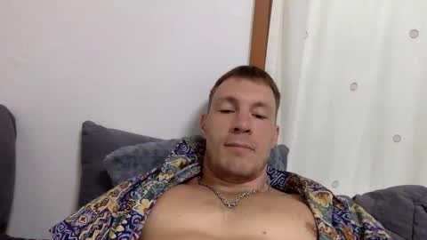 Snapshot of capt_oliver chatting on February 2026 05:34:02 AM follow my twitter online show from February 2026 05:34:02 AM