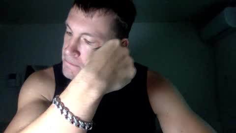 Snapshot of capt_oliver chatting on February 2026 06:26:01 AM follow my twitter online show from February 2026 06:26:01 AM