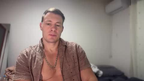 Snapshot of capt_oliver chatting on February 2026 05:17:02 AM follow my twitter online show from February 2026 05:17:02 AM