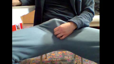 captainbratwurst21 online show from December 2024 06:32:02 PM