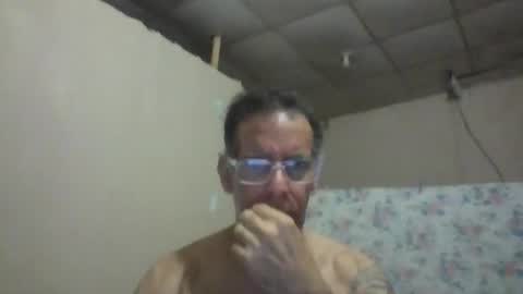 Snapshot of captainfox_ chatting on June 2026 12:15:01 AM captainfox_ online show from June 2026 12:15:01 AM
