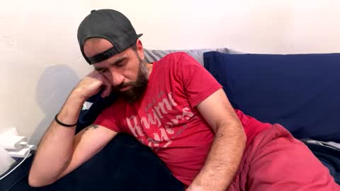 Snapshot of captnblackbeard chatting on December 2024 01:25:02 AM captnblackbeard online show from December 2024 01:25:02 AM