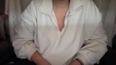 Cara Bou online show from December 2025 07:19:02 PM