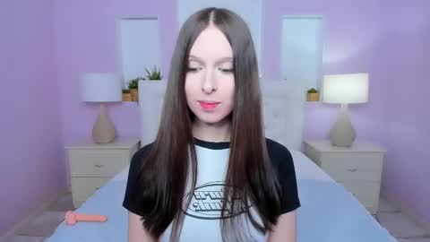   Cara  My schedule this week  Wed Thu Fri Sat 2300  0800 overnight online show from April 2026 07:49:01 PM