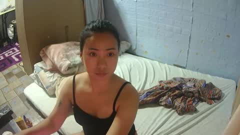 Snapshot of caramel_6974 chatting on February 2026 07:25:02 AM Caramel online show from February 2026 07:25:02 AM