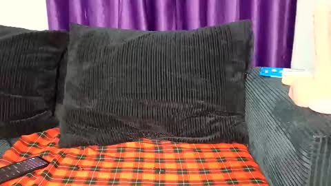 Snapshot of caramel_drip1 chatting on February 2026 12:37:02 AM caramel_drip1 online show from February 2026 12:37:02 AM